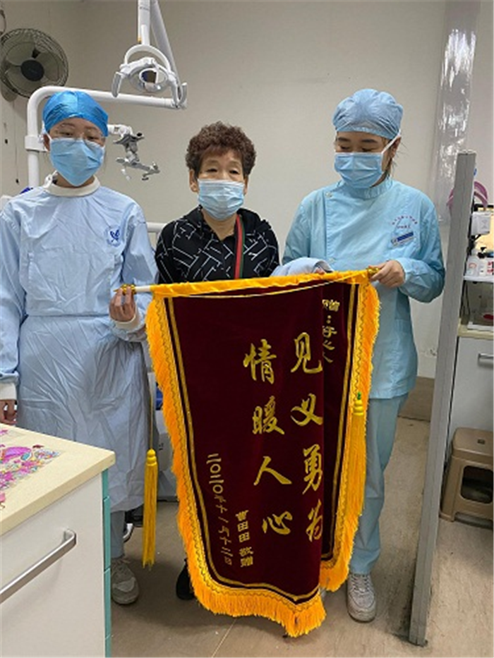 2020年11月儿童口腔科护士吴彬嫦和王雯旻(1).jpg
