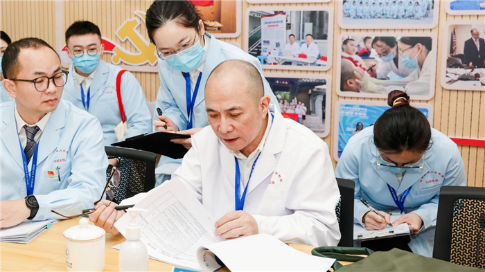 温医大口腔等级医院评审工作照 (5).jpg