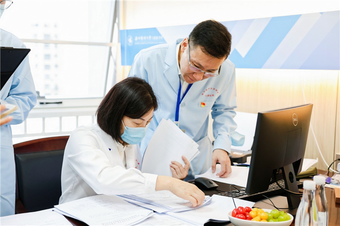 温医大口腔等级医院评审工作照 (6).JPG