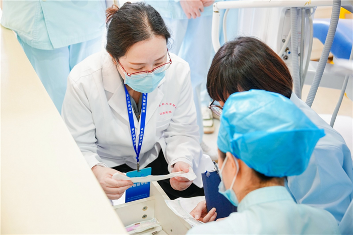 温医大口腔等级医院评审工作照 (120).JPG