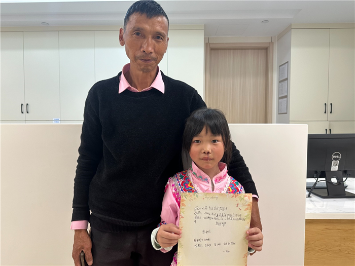4月护理部陈慧洁 吴爱帖 詹王琳 李丹.jpg