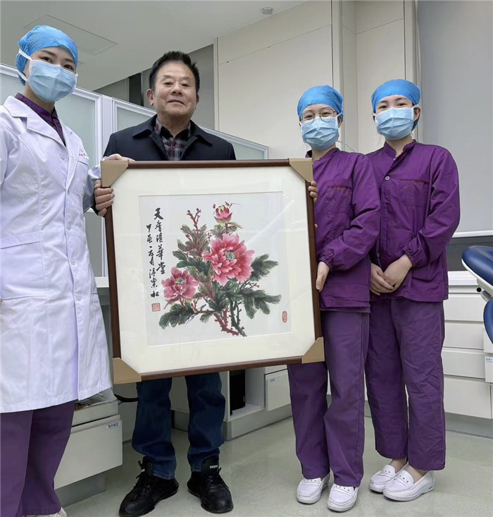 12月 种植科 汪艳、廖慧洁、陈慧思.JPG